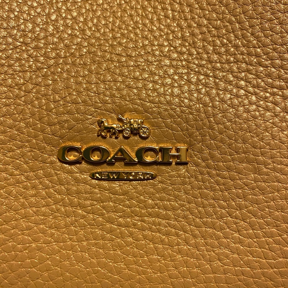 Coach Bag, genuine leather 12 x 15” - Picture 10 of 12
